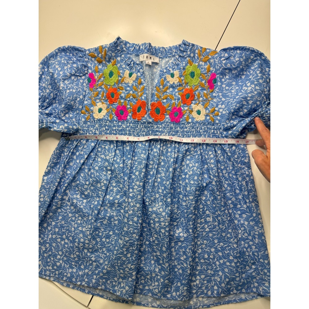 THML Blue Floral Embroidered V-Neck Blouse Puff Sleeve Top Small - Picture 8 of 9